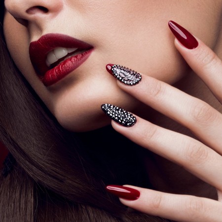 8 Ways to Keep Your Nails Healthy